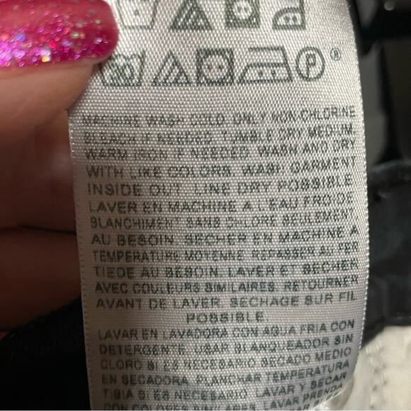 Levi’s Perfectly Slimming 512 Boot Cut Black Jeans 12 Short 28” inseam - Picture 11 of 14